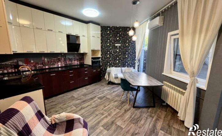 3-комн квартира пр-кт Ильича, 5В,  д. 5В