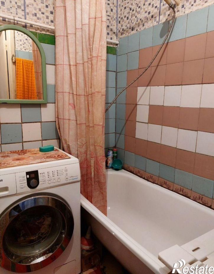 3-комн квартира ул Емлина, 20Б,  д. 20Б