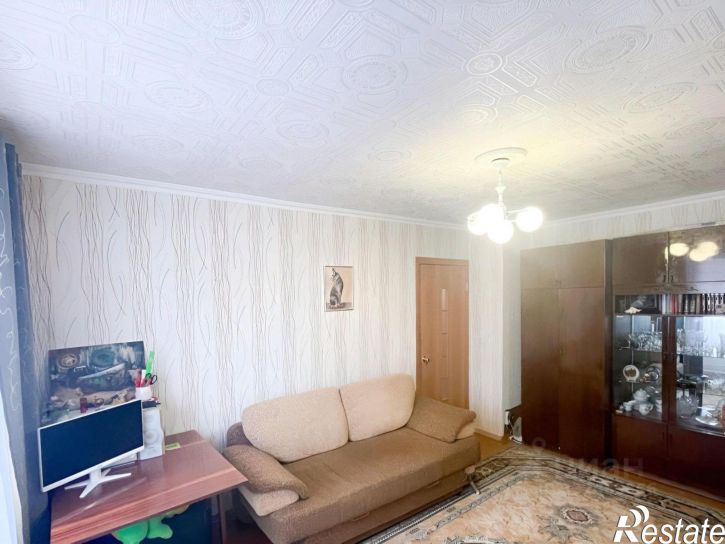 2-комн квартира ул Емлина, 8,  д. 8