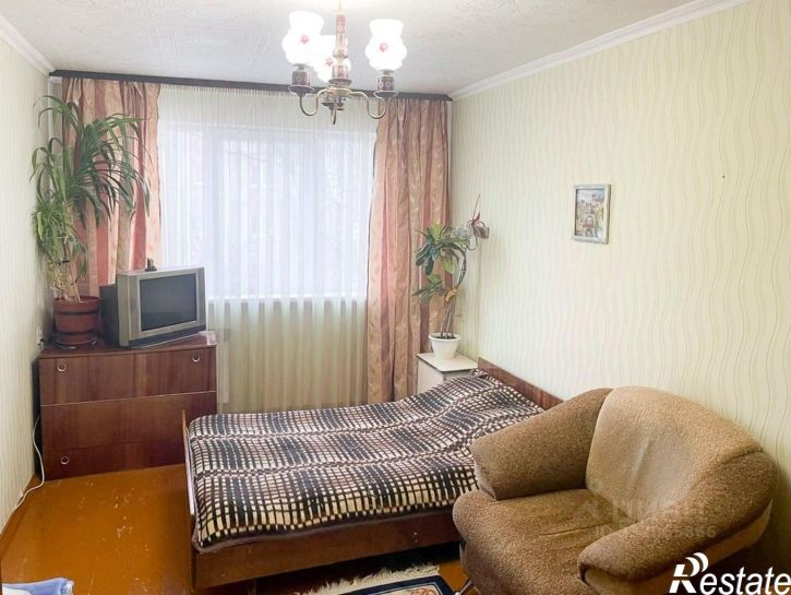 2-комн квартира ул Емлина, 8,  д. 8