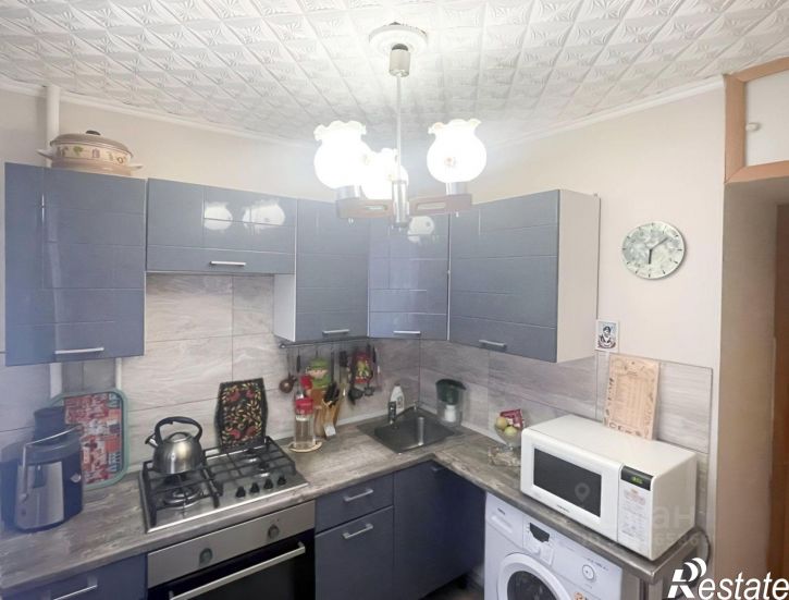 2-комн квартира ул Емлина, 8,  д. 8