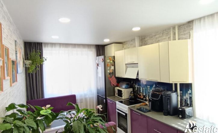 2-комн квартира ул Сакко и Ванцетти, 10,  д. 10