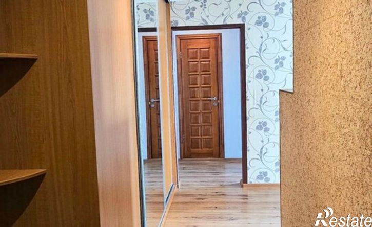 4-комн квартира ул Сакко и Ванцетти, 1А,  д. 1А