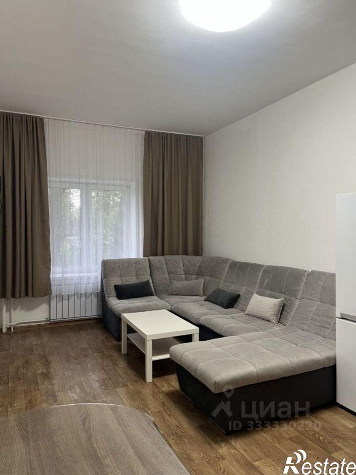 2-комн квартира ул Сакко и Ванцетти, 10,  д. 10