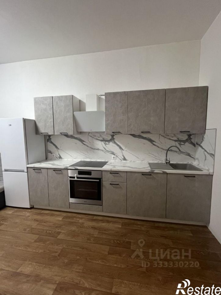 2-комн квартира ул Сакко и Ванцетти, 10,  д. 10