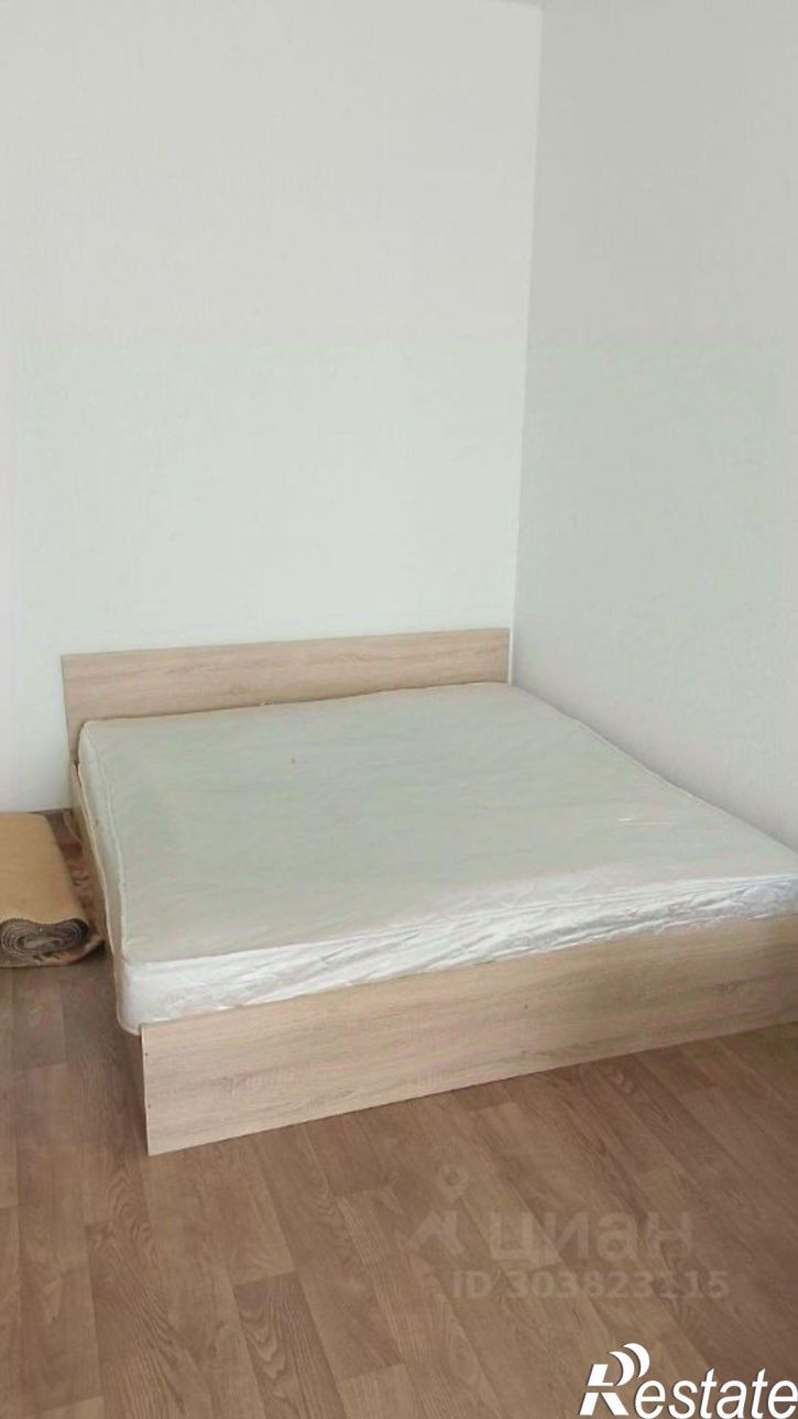 1-комн квартира ул Сакко и Ванцетти, 10,  д. 10