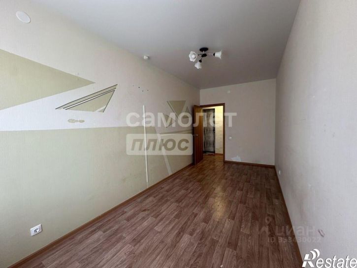 3-комн квартира ул Кирова, 3 2,  д. 3 2,  к. 2