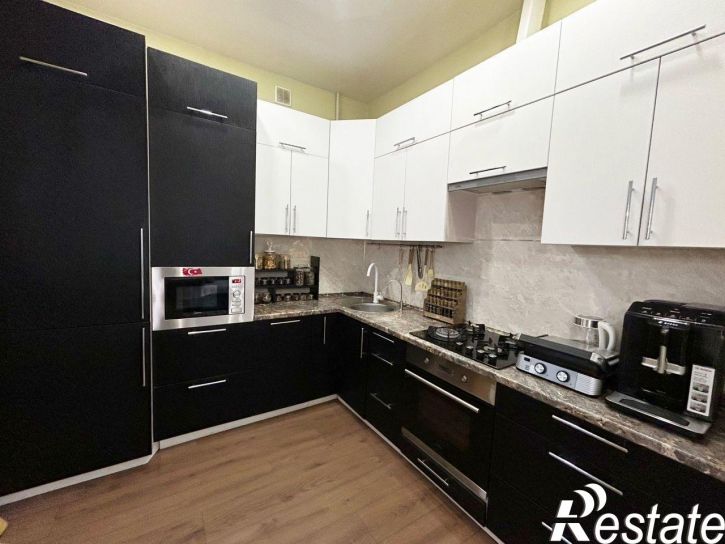 3-комн квартира улица Ватутина, 38,  д. 38