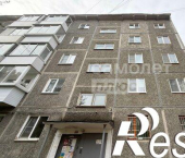 1-комн, 33кв м, этаж 1/5 проспект Космонавтов, 6