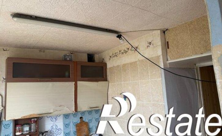 2-комн квартира улица Емлина, 20Б,  д. 20Б