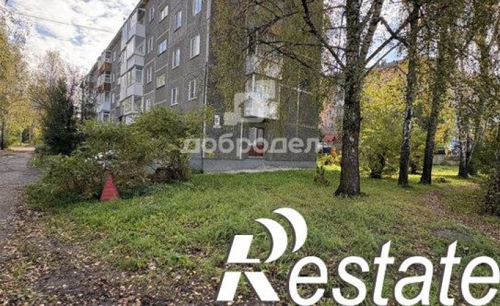 3-комн квартира проспект Космонавтов, 6,  д. 6