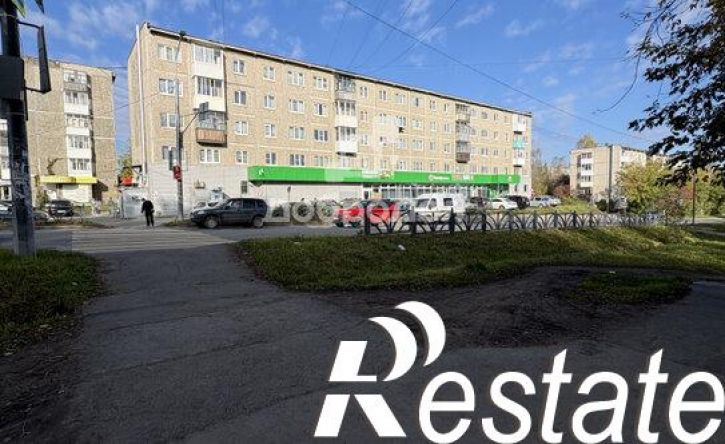 3-комн квартира проспект Космонавтов, 6,  д. 6