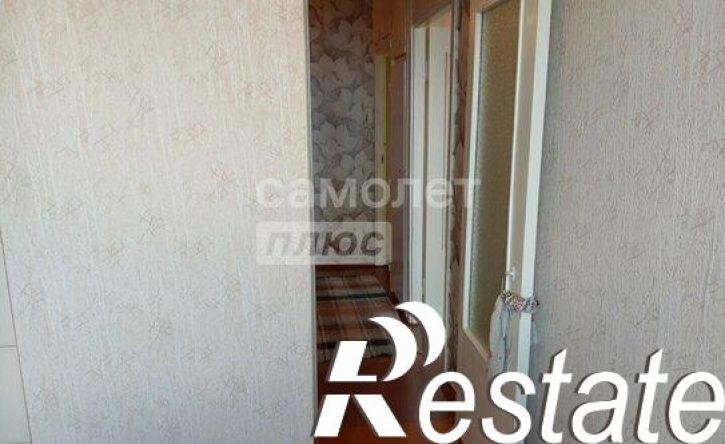2-комн квартира улица Емлина, 2,  д. 2