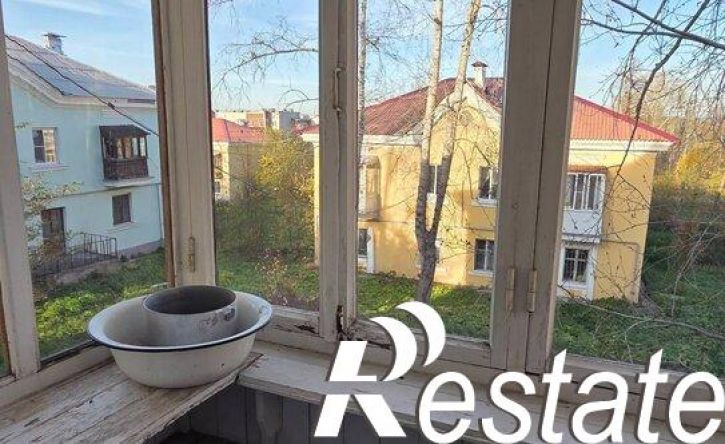 3-комн квартира улица Свердлова, 12,  д. 12