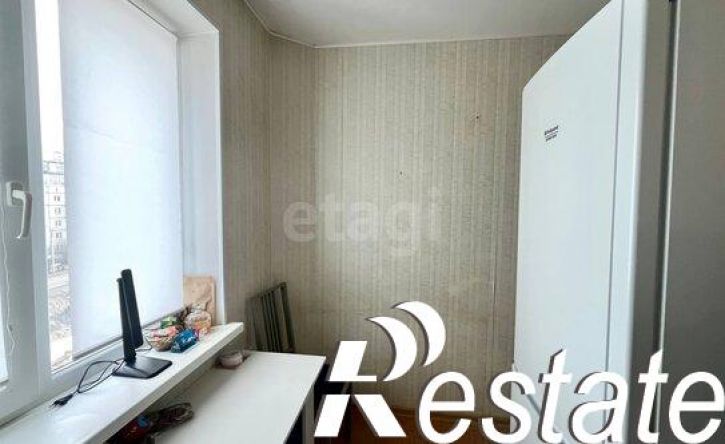 2-комн квартира улица Емлина, 21,  д. 21