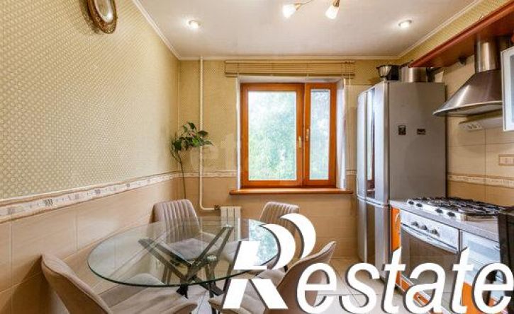 3-комн квартира улица Данилова, 11,  д. 11
