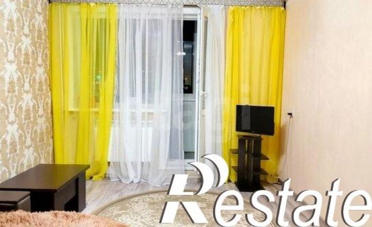 2-комн квартира улица Сакко и Ванцетти, 11,  д. 11