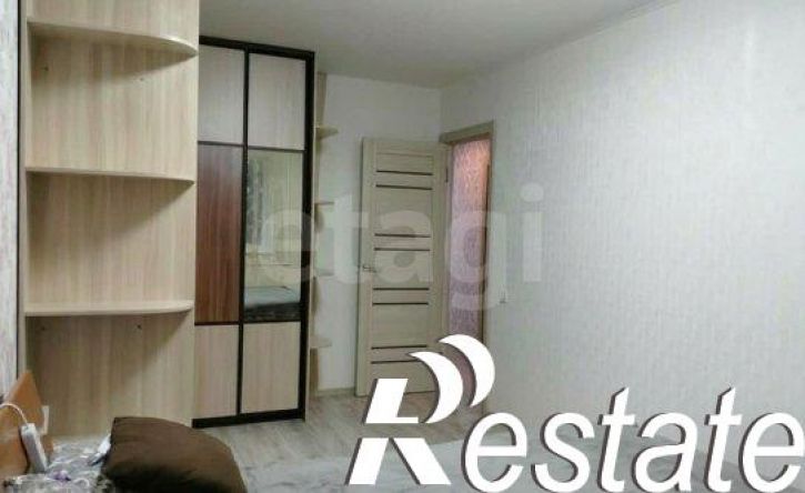 2-комн квартира улица Сакко и Ванцетти, 11,  д. 11