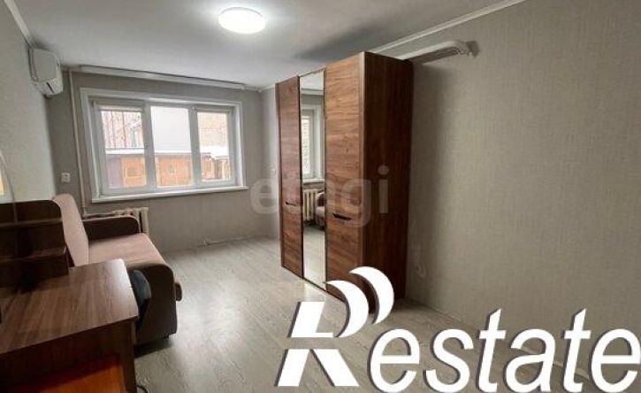 2-комн квартира проспект Космонавтов, 4,  д. 4