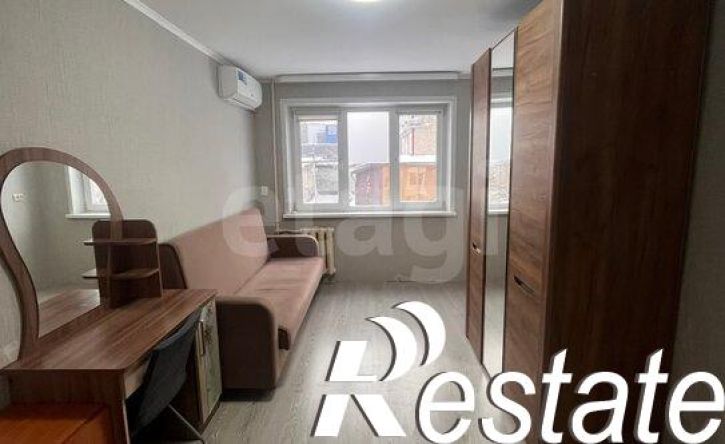 2-комн квартира проспект Космонавтов, 4,  д. 4