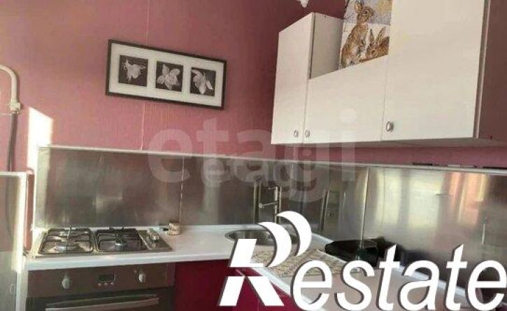 2-комн квартира улица Сакко и Ванцетти, 11,  д. 11
