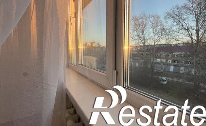 2-комн квартира проспект Космонавтов, 11А,  д. 11А
